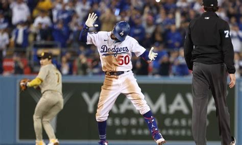 dodgers sportsbookwire|San Diego Padres at Los Angeles Dodgers odds, picks and .